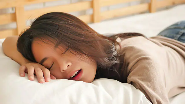 Home Remedies for Snoring: Tips and Tricks to Sleep Quietly