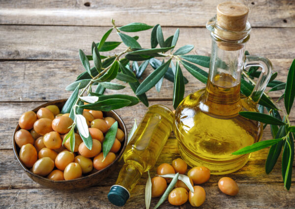 Nature's Green Gems: Uncovering the Health Benefits and Side Effects of Olives