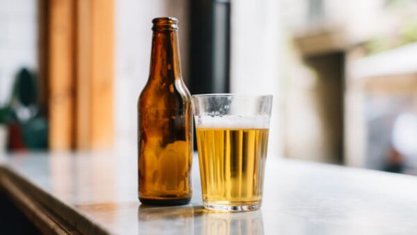 New Research Challenges the Cardiovascular Benefits of Alcohol Consumption 